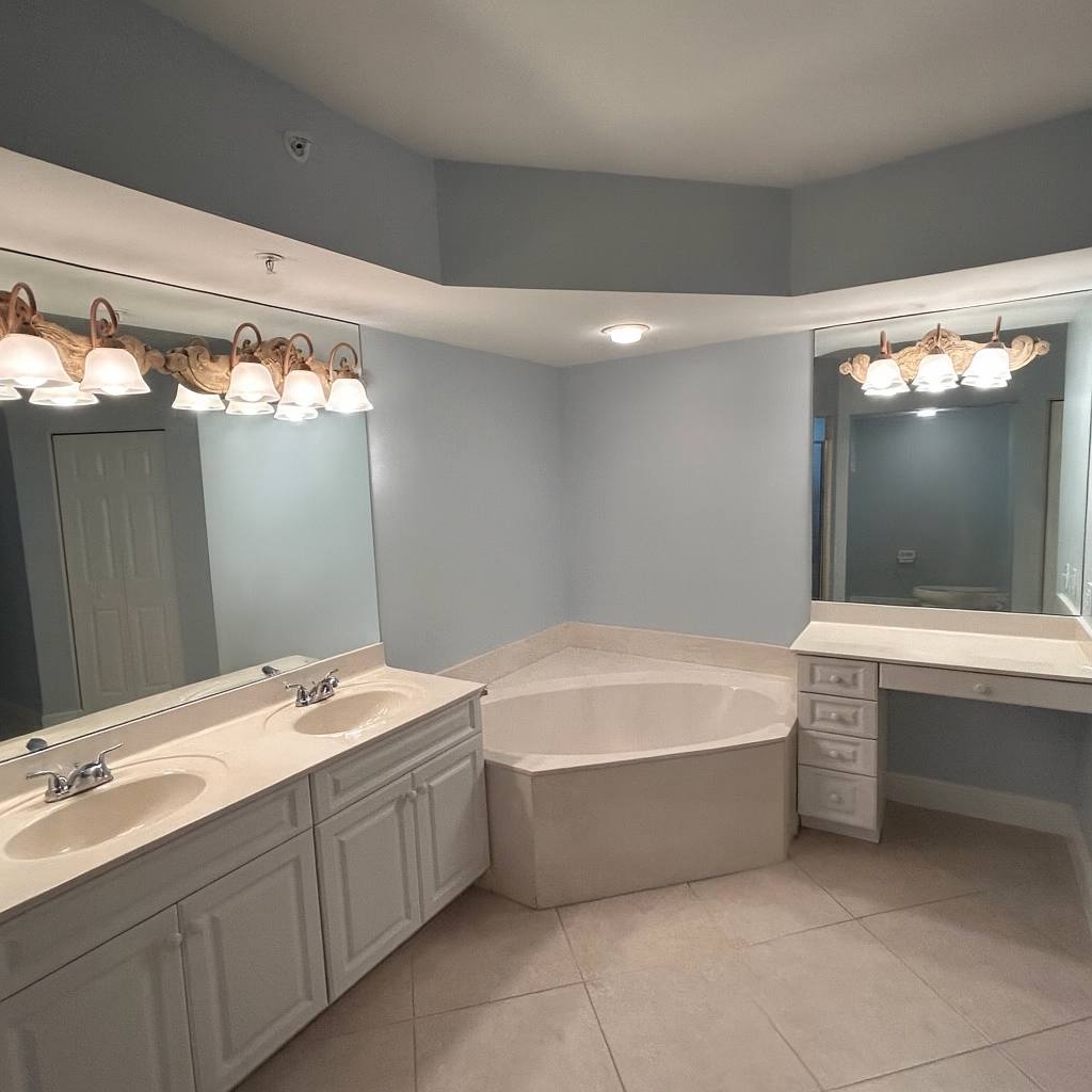 Hawkeye Painting featured work photo 2